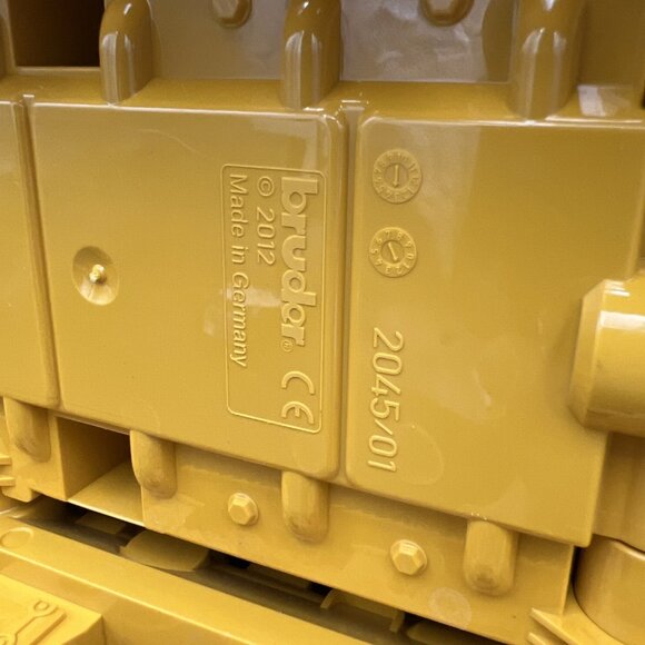 BRUDER 2405/01 Toy Tractor 2012 Big 1:16 Construction Caterpillar Dozer USED - Picture 13 of 15